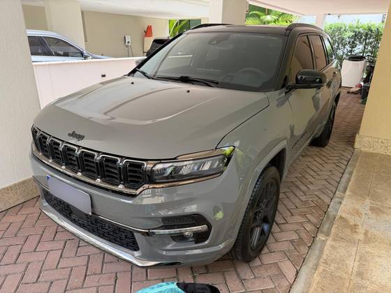 JEEP COMMANDER 2.0 HURRICANE 4 TURBO GASOLINA BLACKHAWK AT9